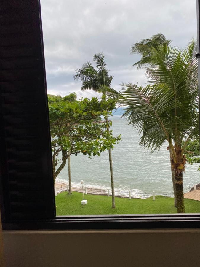 Apartamento Pe Na Areia Caraguatatuba Exterior foto